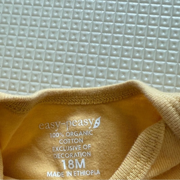 Easy Peasy|Baby girl mustard Yellow Long Sleeve Onesie and ditsy Floral leggings - Picture 4 of 6